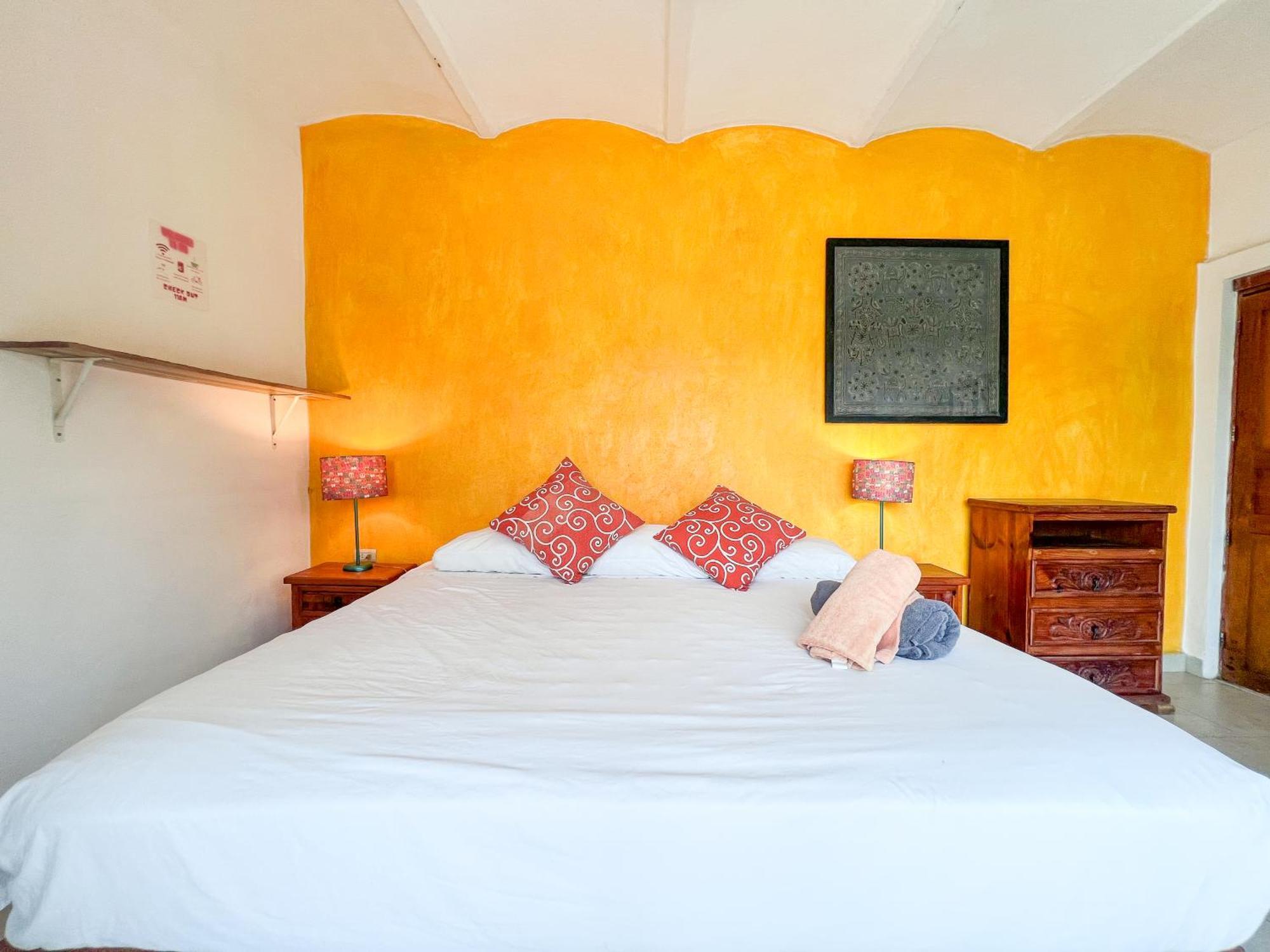Hostal Ith Amazing Surf